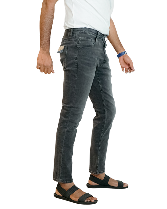 PNB Black Men’s Slim Fit Washed Jeans